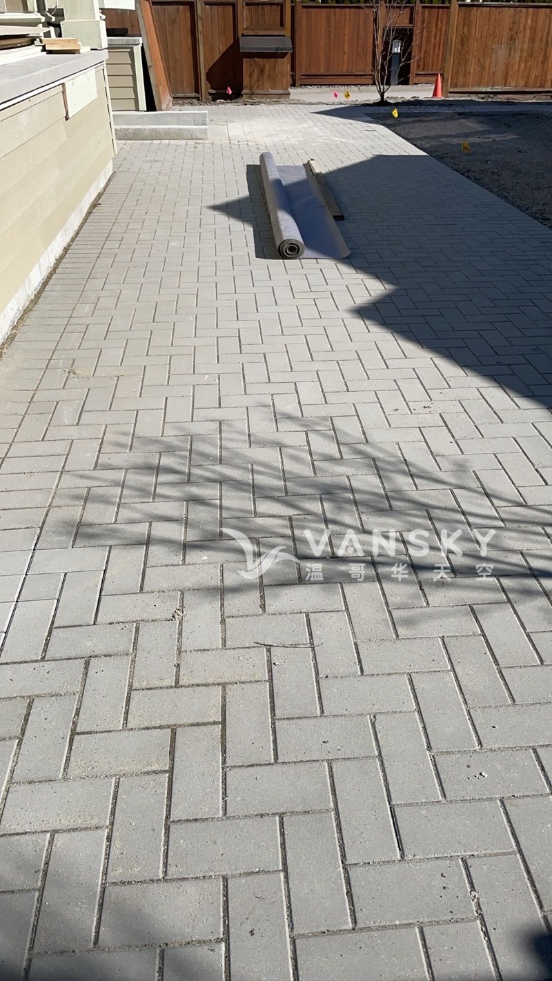 秋林园艺，政府注册，四十年工作经验师傅亲自施工。