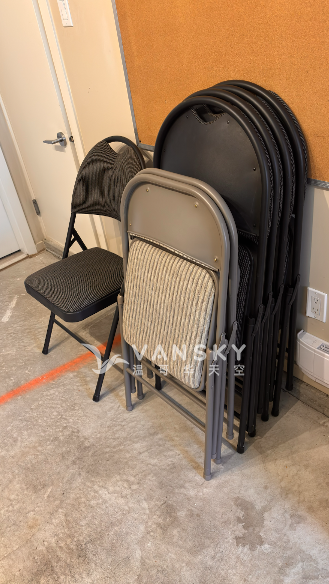 260427103321_Chair.png