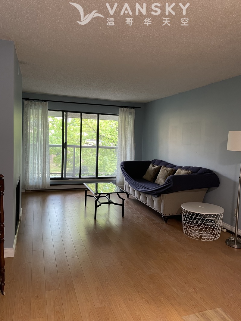 Surrey Central 2 bedroom 