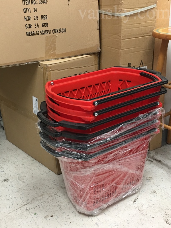 超市用购物提篮带轮子