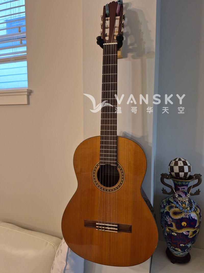 雅马哈古典吉他