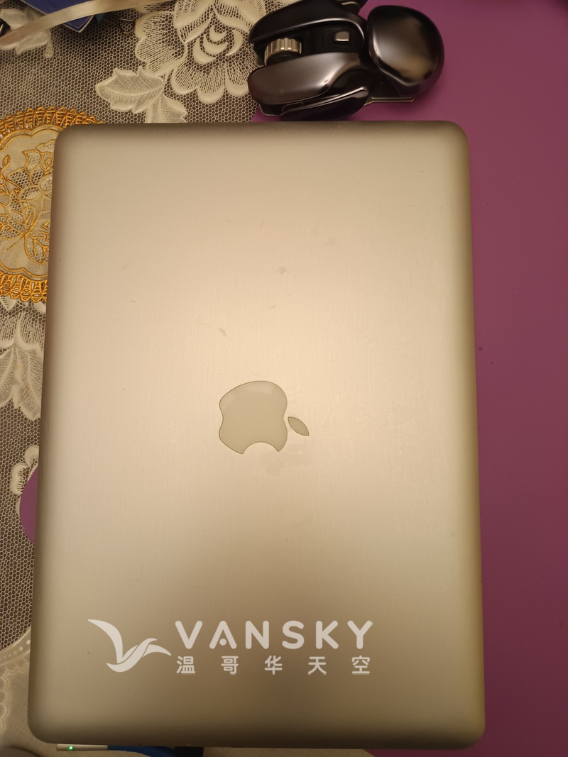 苹果笔记本MacBook Pro】仅售140加元！