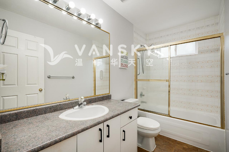 北素里台湾村地上两室一厅独立出入，近PA和Fraser wood小学