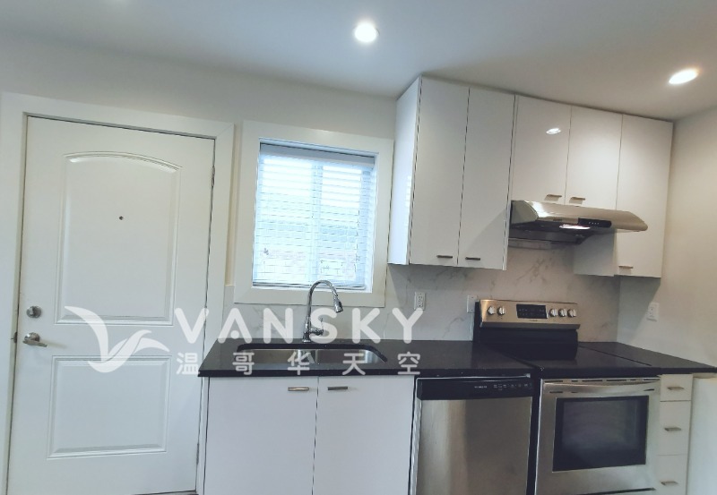 230207165452_Kitchen.jpg