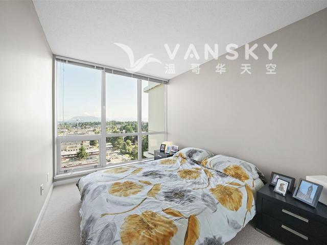 Surrey两房两卫公寓出租