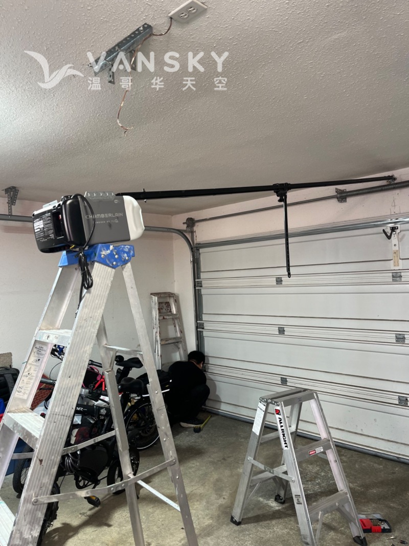 大溫 車庫門 專家778.707.1130。604.704.5352 （7天24小时服务）