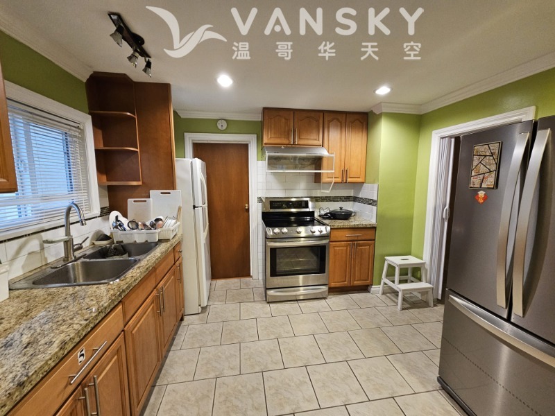 260730132328_kitchen.jpg