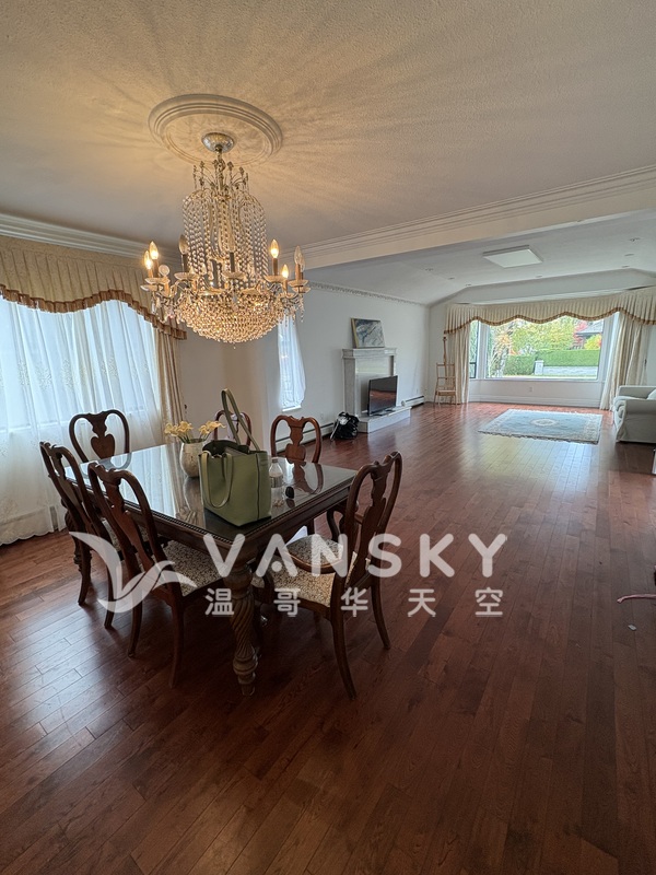 Langara 附近 homestay 招初高中学生 可接送