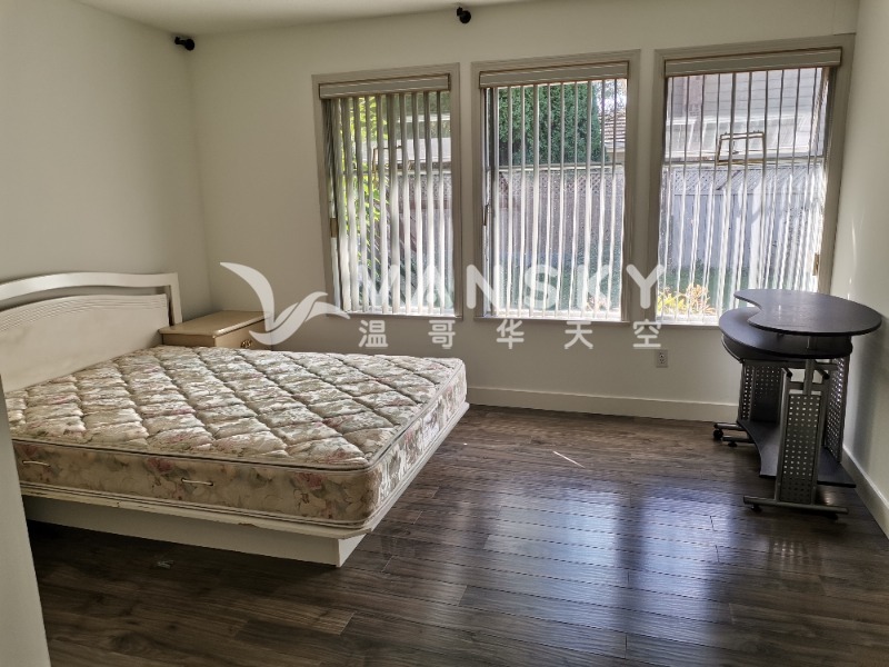  独立屋2室1厨1卫