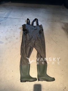 260214154122_防水服鞋2.jpeg