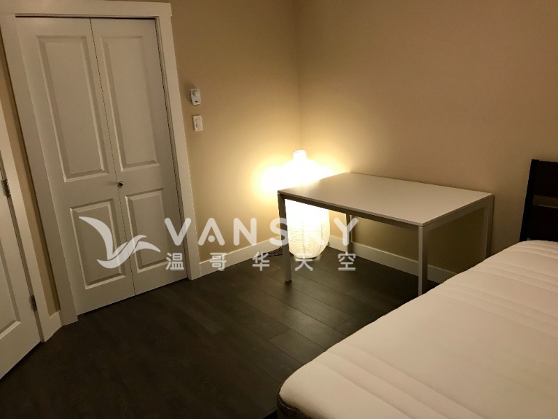 Richmond No.4&Blundell townhouse 楼上套房出租